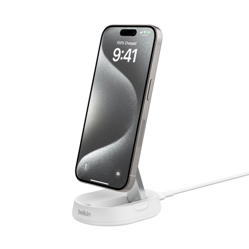 Base de carga 2 en 1 inalámbrica plegable Qi2 15 W Belkin blanca