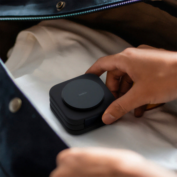 Base de carga 3 en 1 inalambrica plegable de viaje Qi2 Belkin negra
