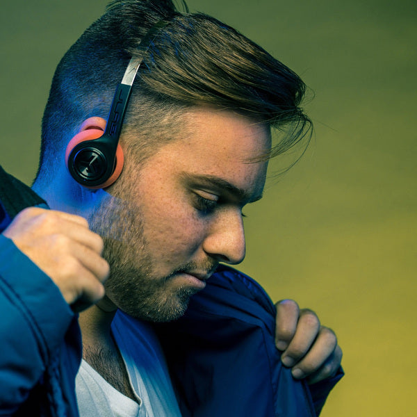 Audifono On Ear Rewind Retro Jlab Negro