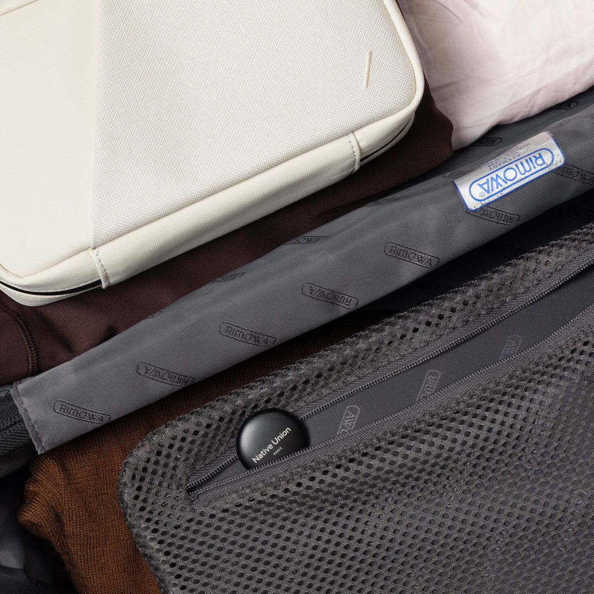 Travel Tag FindIt Native Union negra