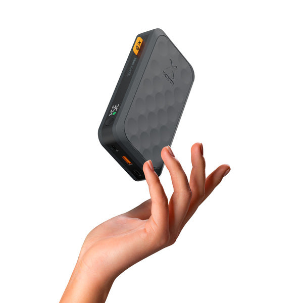 Batería 20.000 mAh 2xUSB-C 1xUSB-A 35W Fuel Series Xtorm negro medianoche