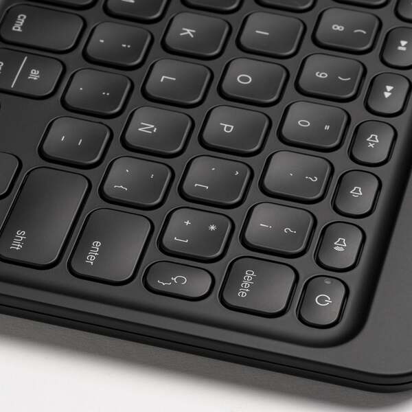 Funda con teclado en español Messenger Folio 2 para iPad 10 Gen 10,9" Zagg