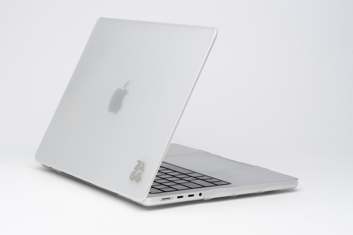 Funda dura Hardshell MacBook Pro 16" M5/M4/M3 Zagg transparente